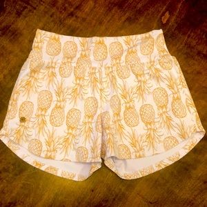 High waist pineapple shorts. Love Fitness size Sm